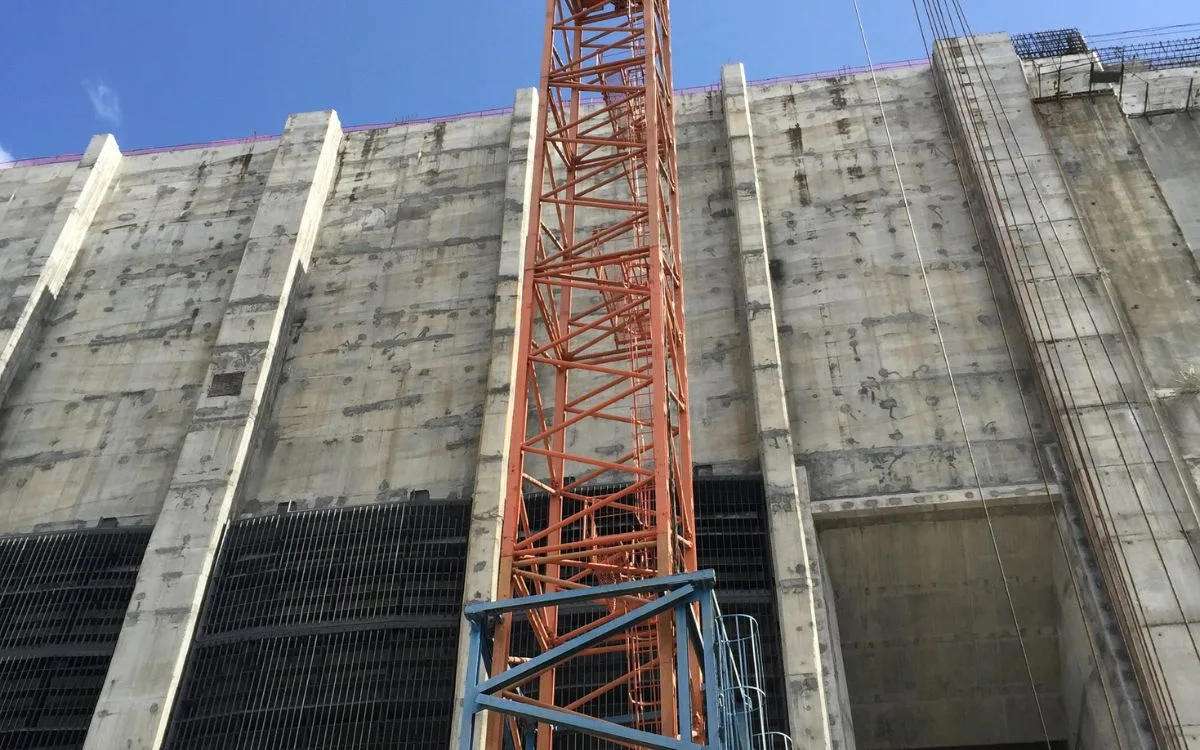 The Tocoma intake structure — the area to be submerged where the maintenance-gate bypass system operates
