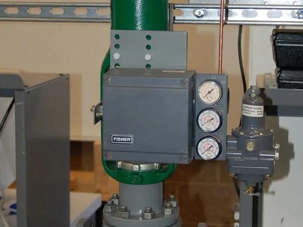 Fisher™ Pneumatic & Analog Positioners